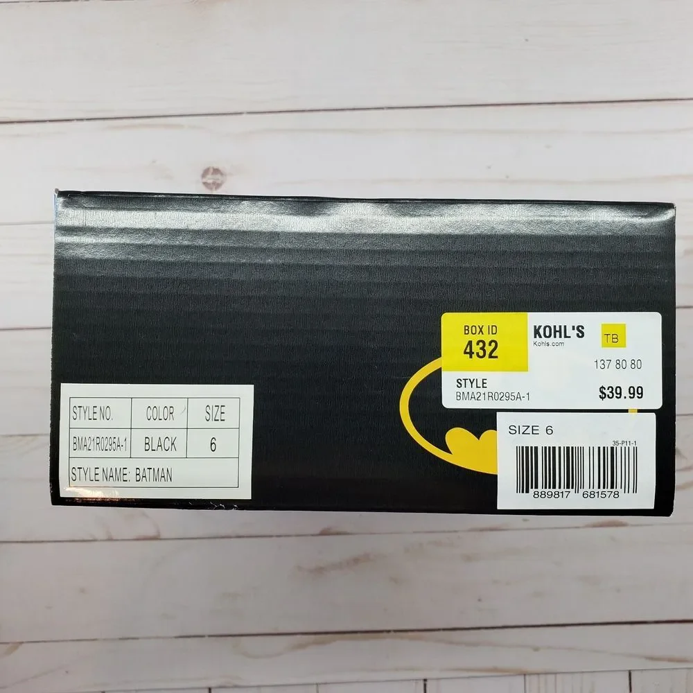 Batman Light Up Shoes Sneakers Toddler Size 6 Black DC Comics Super Hero‎ Gotham
